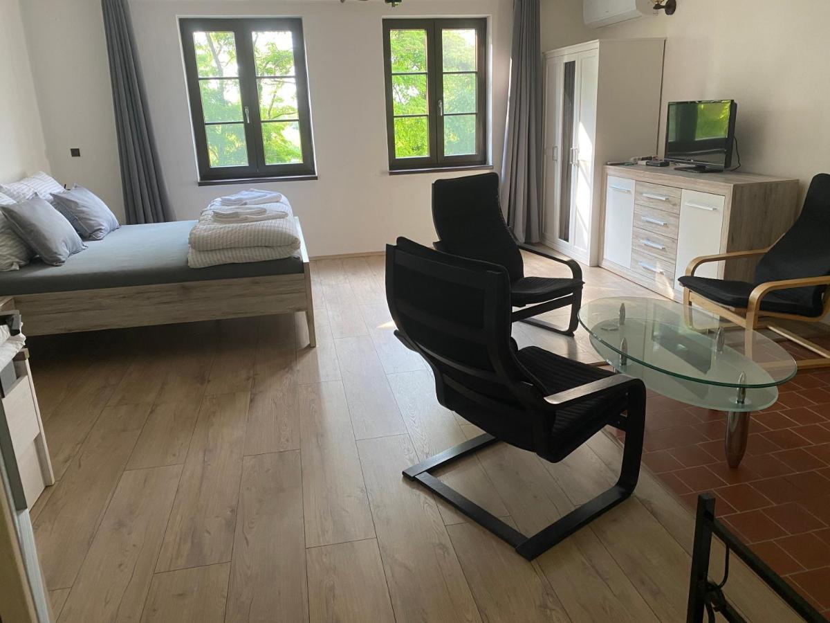 Apartman Pod Mandloni Starovice 외부 사진